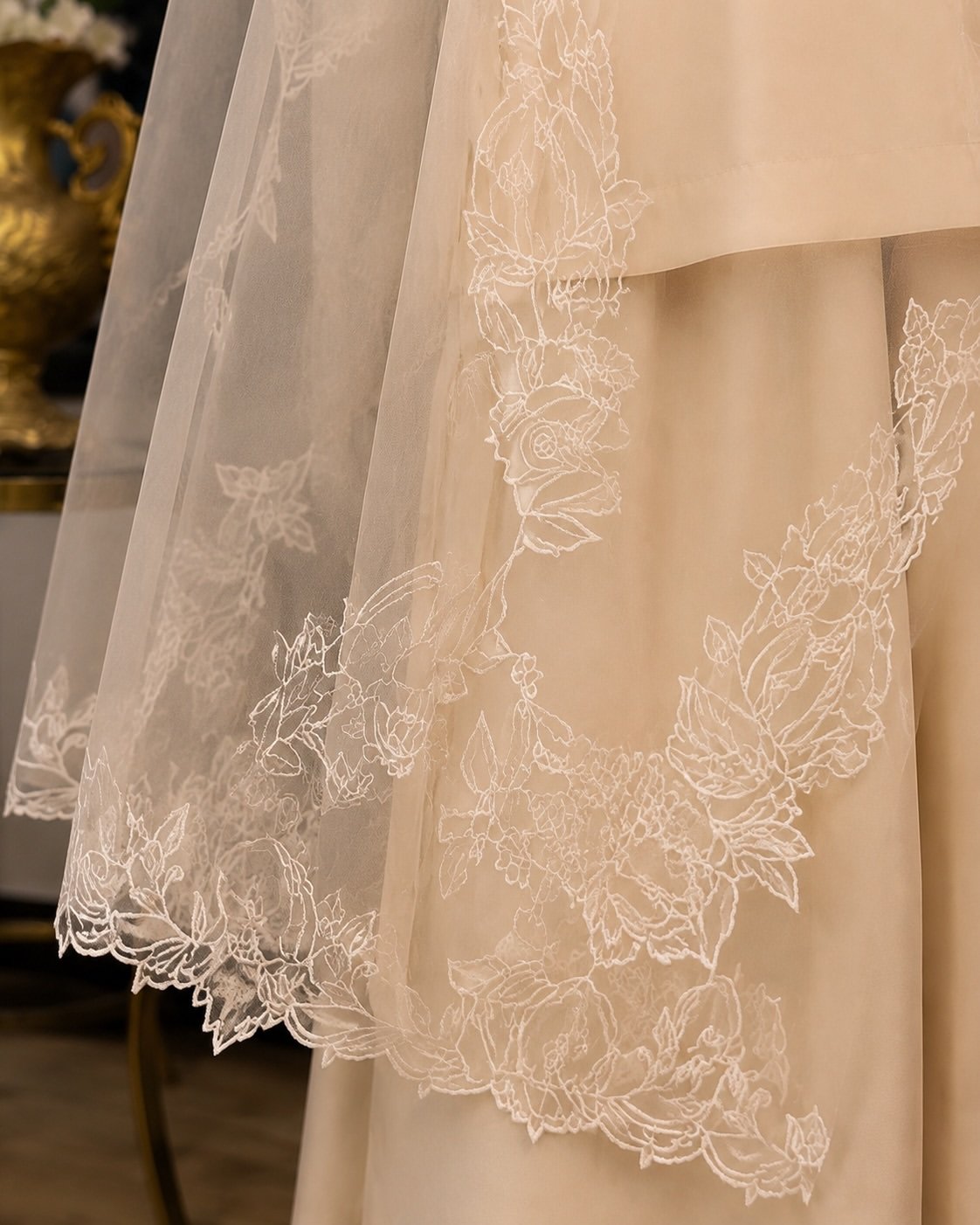 Elegant Ivory Embroidered Suit with Dupatta - Image 5