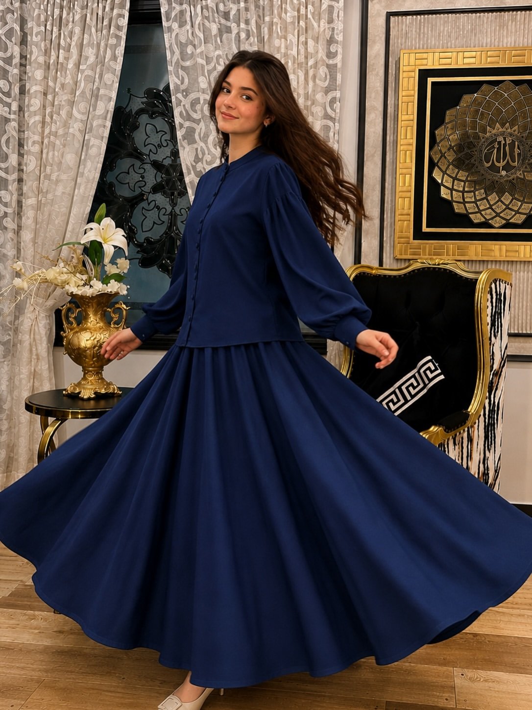 Elegant Navy Blue Embroidered Suit with Flared Trousers - Image 5